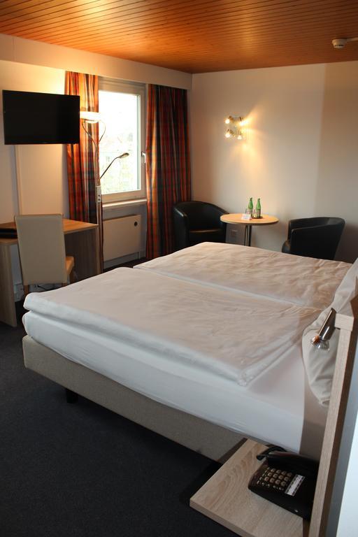 Hotel Martinshof Zuchwil Esterno foto