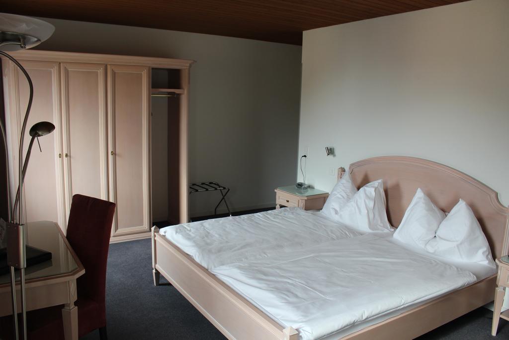 Hotel Martinshof Zuchwil Esterno foto