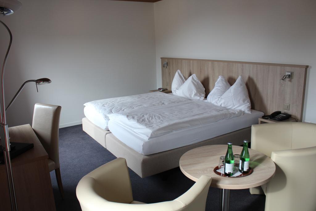Hotel Martinshof Zuchwil Esterno foto