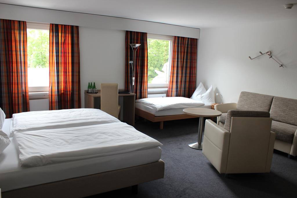 Hotel Martinshof Zuchwil Esterno foto
